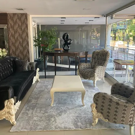 Kirci Termal & فندق