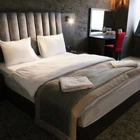 Kirci Termal & Hotell