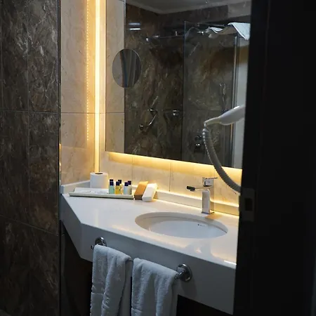 فندق Kirci Termal &