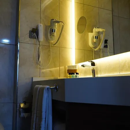 Hotel Kirci Termal & 4*