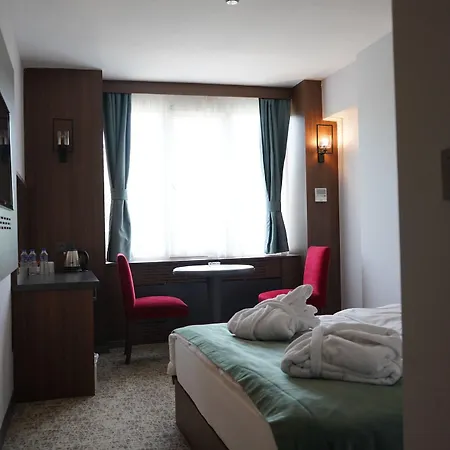 Hotel Kirci Termal & 4*